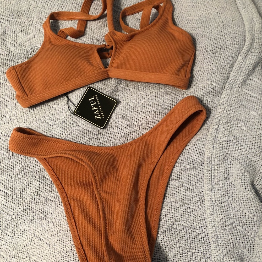 Swim suit
